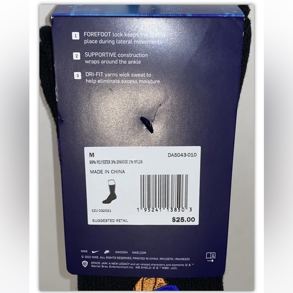 Nike Elite Space Jam Crew Socks 3 Pair Men 6-8 Women 6-10 Black Multi Logo Squad - Picture 2 of 12